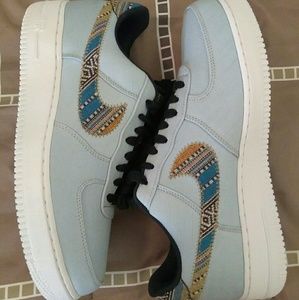 Men 10.5 Nike Air Force 1 07 LV8 Armory Blue